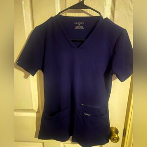 Jaanuu Kass Slim 4 Pocket Ultra Soft Scrub Top